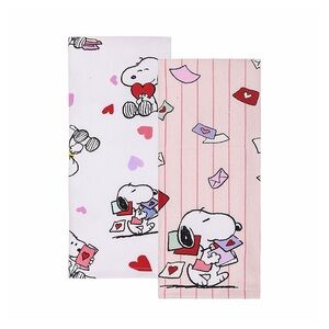 Peanuts Snoopy Valentine’s Day kitchen Towel Set of 2 piece Brand New